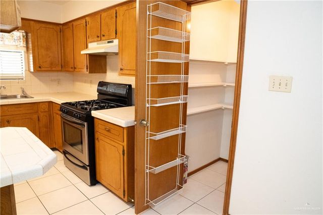 1013 Miracle Lane, Mission, TX 78572