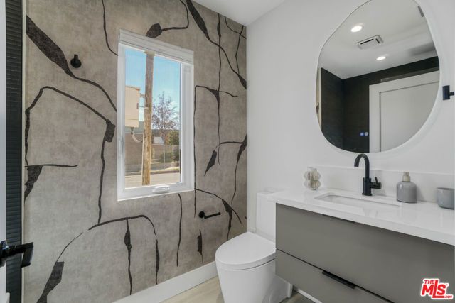 11959 W Juniette Street, Culver City, CA 90230