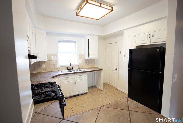 48 Bowen Street, Hamden, CT 06514