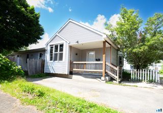 48 Bowen Street, Hamden, CT 06514