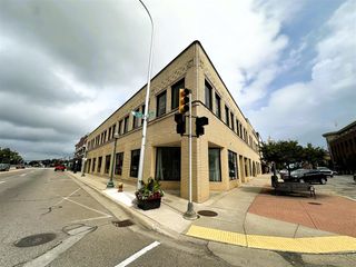 25 S Monroe Street, Monroe, MI 48161