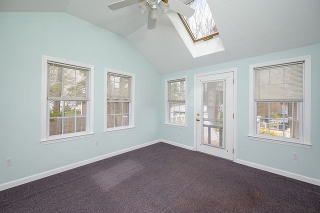 113 Ledgewood Rd, Dedham, MA 02026