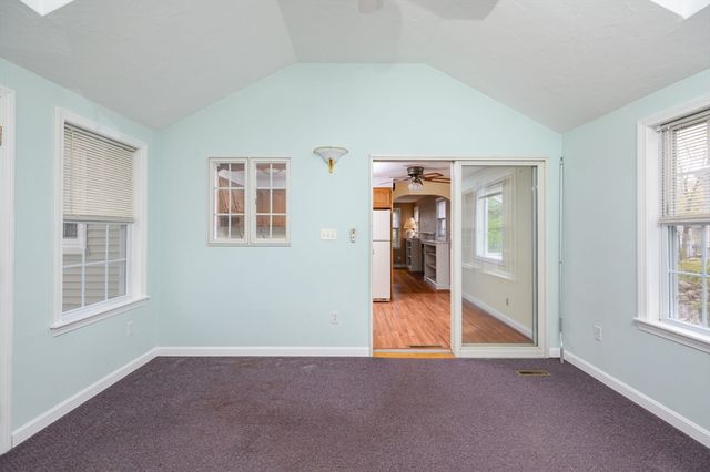 113 Ledgewood Rd, Dedham, MA 02026