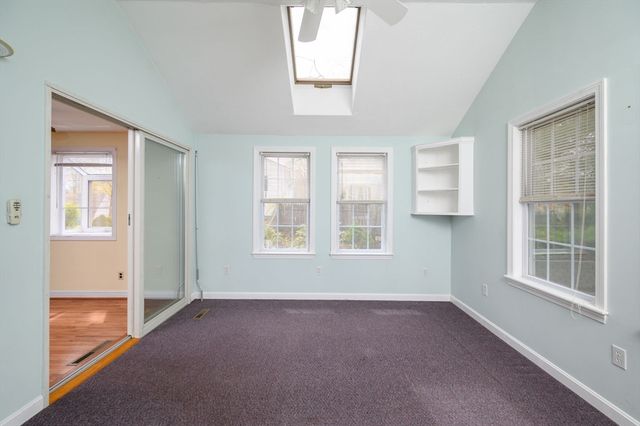 113 Ledgewood Rd, Dedham, MA 02026