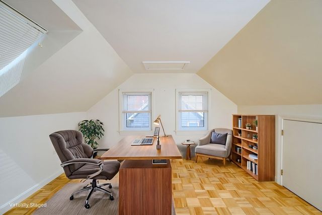 113 Ledgewood Rd, Dedham, MA 02026
