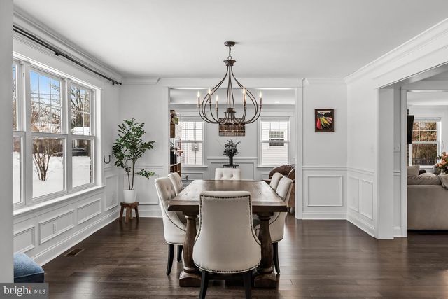 210 MEADOW DR, Haddonfield, NJ 08033