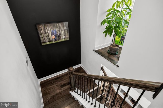 210 MEADOW DR, Haddonfield, NJ 08033