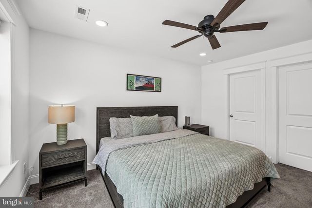 210 MEADOW DR, Haddonfield, NJ 08033