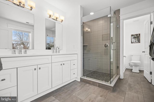 210 MEADOW DR, Haddonfield, NJ 08033