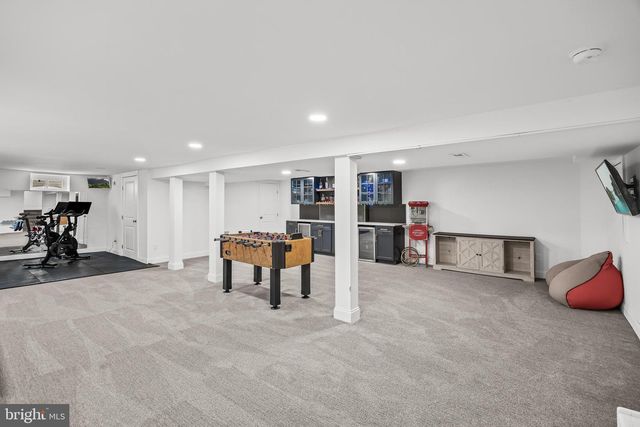 210 MEADOW DR, Haddonfield, NJ 08033