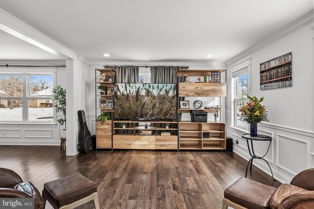 210 MEADOW DR, Haddonfield, NJ 08033