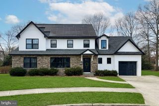 210 MEADOW DR, Haddonfield, NJ 08033