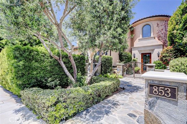 853 6th, Manhattan Beach, CA 90266