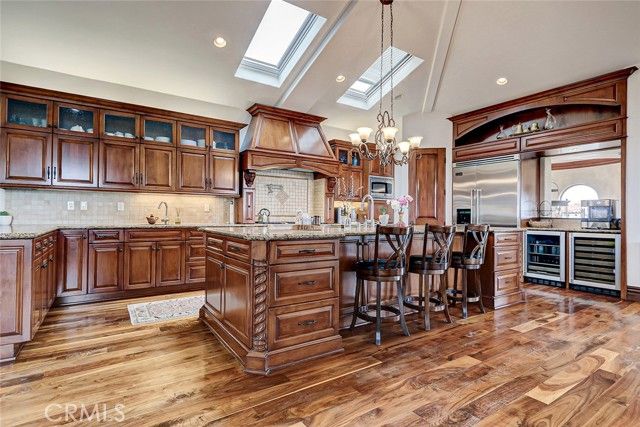 853 6th, Manhattan Beach, CA 90266