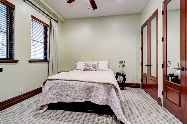 853 6th, Manhattan Beach, CA 90266