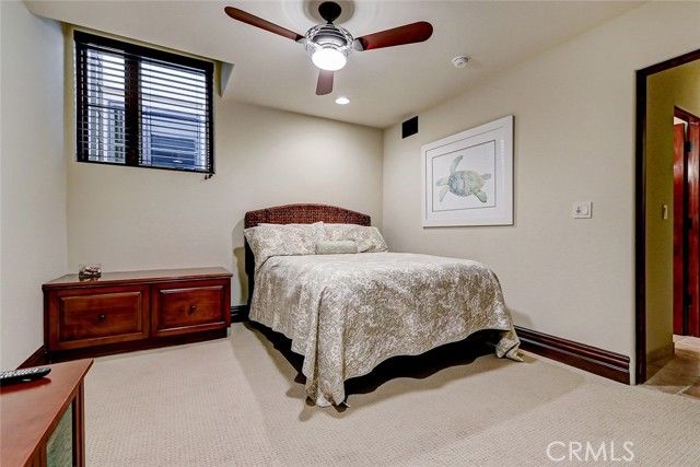 853 6th, Manhattan Beach, CA 90266