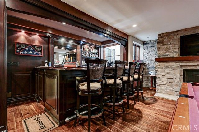 853 6th, Manhattan Beach, CA 90266