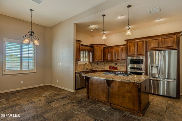 14216 RAINBOW POINT Drive, El Paso, TX 79938