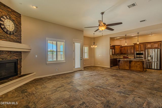 14216 RAINBOW POINT Drive, El Paso, TX 79938