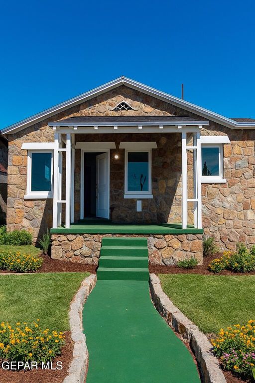 3905 Nashville Avenue, El Paso, TX 79930