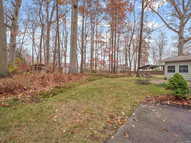 9324 Saraatoga Road, Fort Wayne, IN 46804