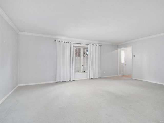 9324 Saraatoga Road, Fort Wayne, IN 46804