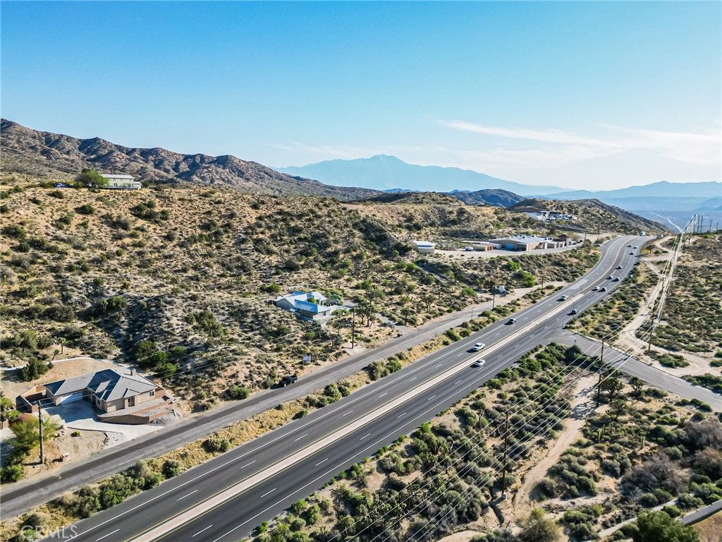 Image 13 of property listing at 54553 Twentynine Palms Highway, Yucca Valley, CA 92284