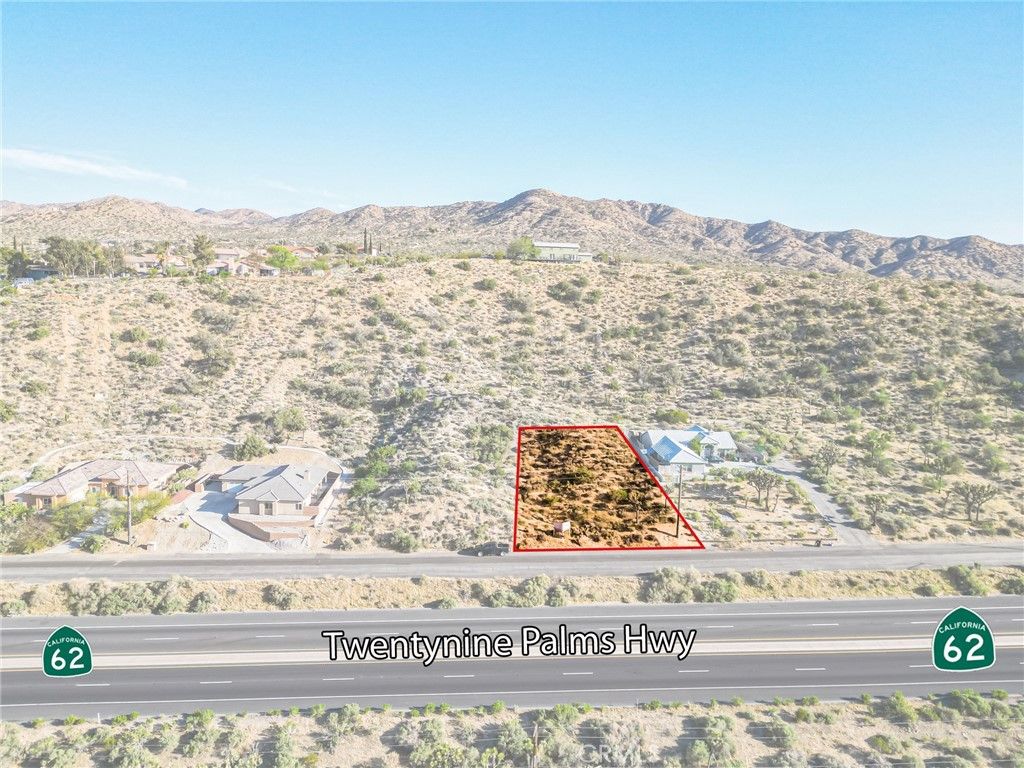 Image 14 of property listing at 54553 Twentynine Palms Highway, Yucca Valley, CA 92284