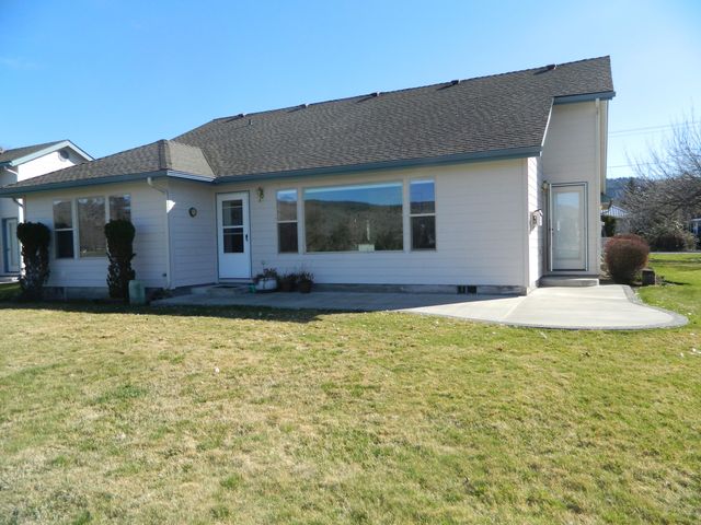 1017 Bismark Street, Klamath Falls, OR 97601
