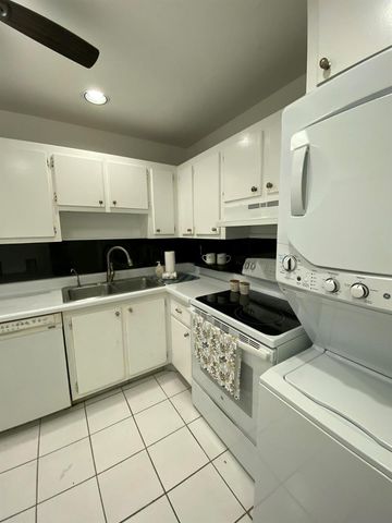 4110 Tivoli Court, Lake Worth, FL 33467