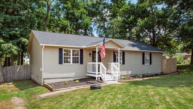 13376 Maple Road NE, Thornville, OH 43076
