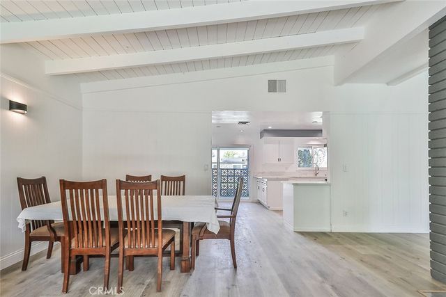 23540 Kivik, Woodland Hills, CA 91367