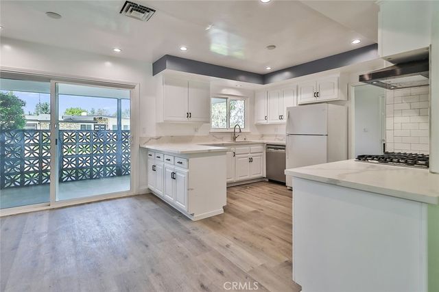 23540 Kivik, Woodland Hills, CA 91367