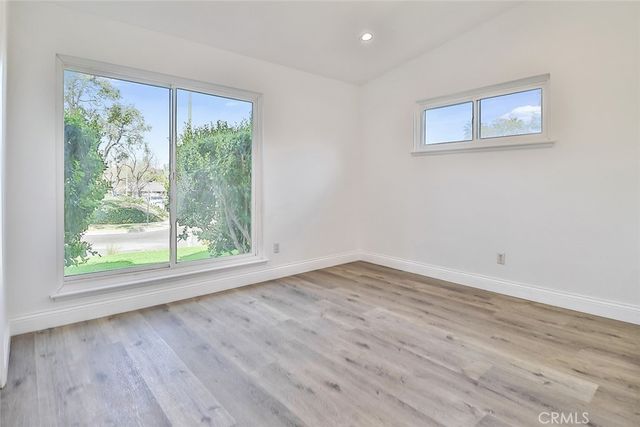 23540 Kivik, Woodland Hills, CA 91367