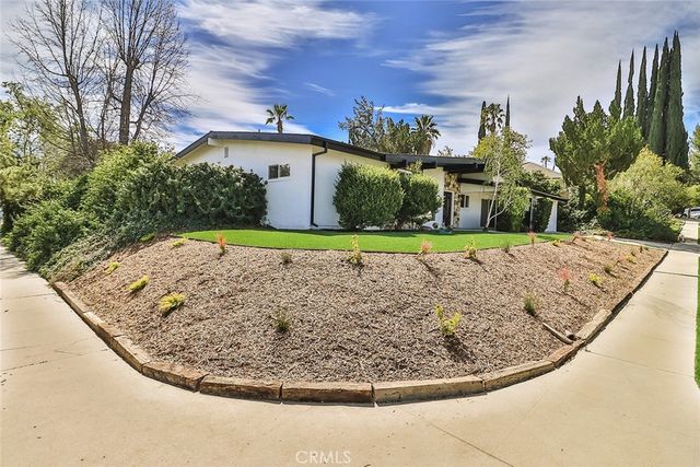 23540 Kivik, Woodland Hills, CA 91367