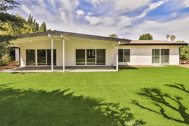 23540 Kivik, Woodland Hills, CA 91367