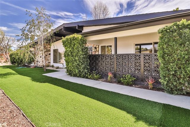 23540 Kivik, Woodland Hills, CA 91367