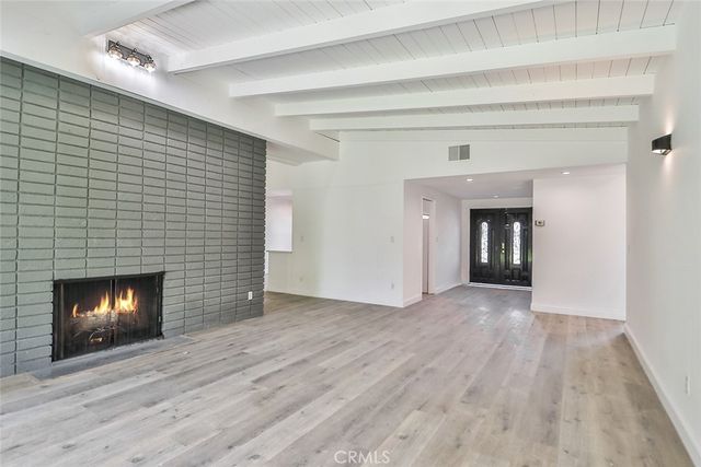 23540 Kivik, Woodland Hills, CA 91367