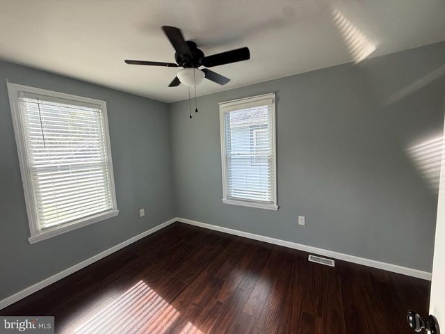 560 SALEM AVE, Woodbury, NJ 08096