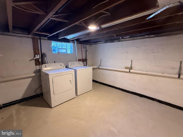 560 SALEM AVE, Woodbury, NJ 08096