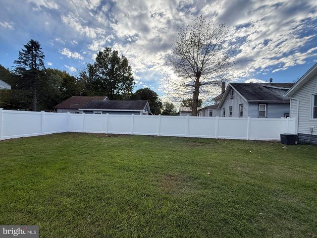 560 SALEM AVE, Woodbury, NJ 08096