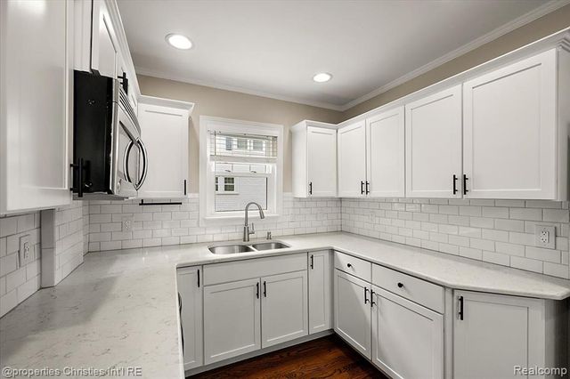 1033 Maplegrove Avenue, Royal Oak, MI 48067