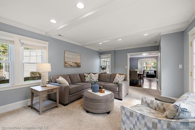 1033 Maplegrove Avenue, Royal Oak, MI 48067