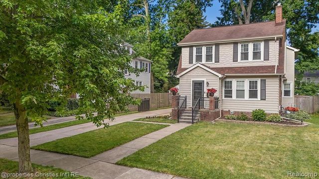 1033 Maplegrove Avenue, Royal Oak, MI 48067