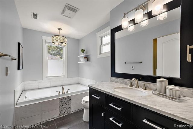1033 Maplegrove Avenue, Royal Oak, MI 48067