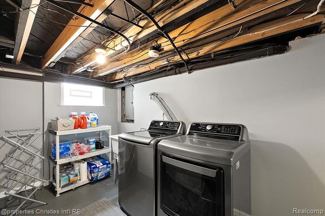 1033 Maplegrove Avenue, Royal Oak, MI 48067