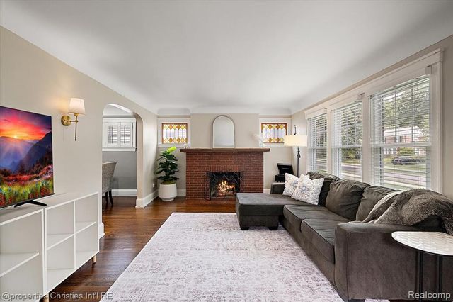 1033 Maplegrove Avenue, Royal Oak, MI 48067