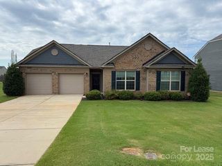 5890 Mcclintock Drive, Denver, NC 28037