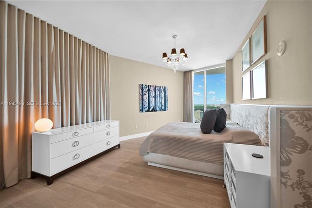 15901 Collins Ave 2405, Sunny Isles Beach, FL 33160