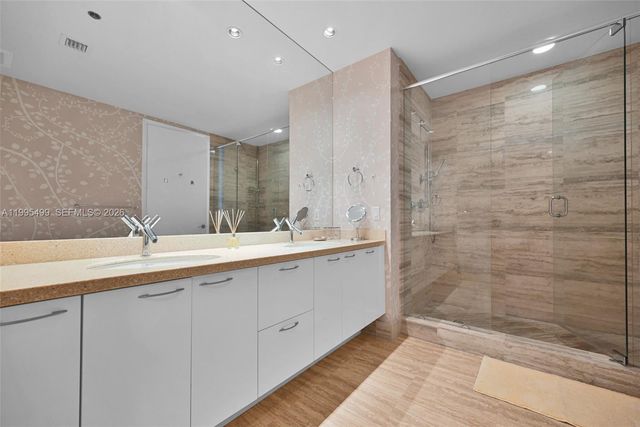 15901 Collins Ave 2405, Sunny Isles Beach, FL 33160